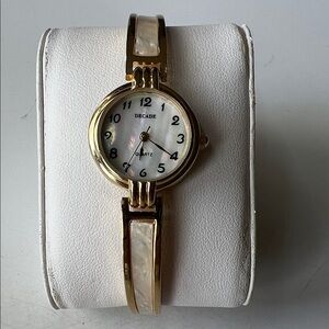 Decade Gold-Tone Mother of Pearl Accent Women's Watch New